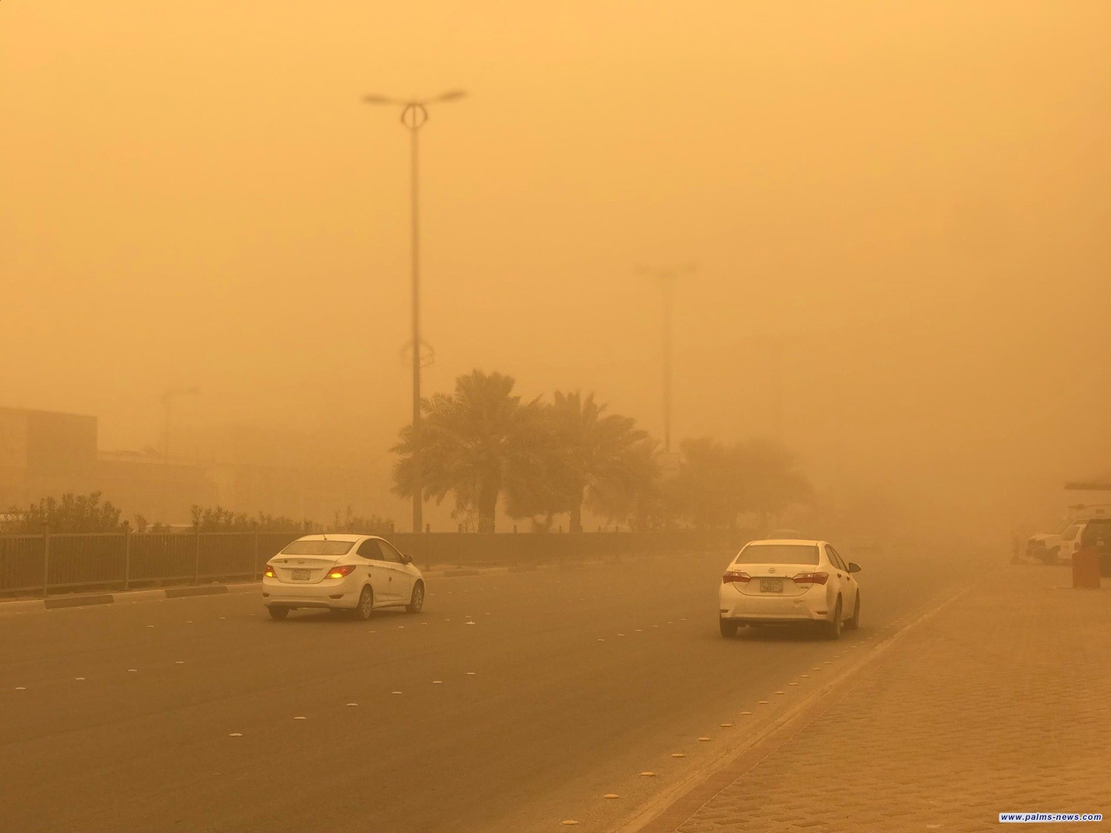 اليوم.. موجات غبارية في البلاد وكتلة كثيفة تتجه الى بغداد